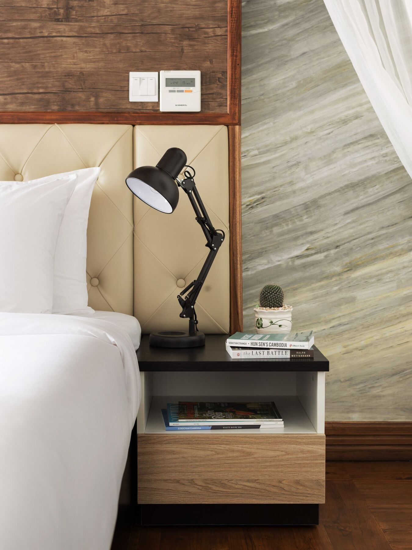 Lcs Hotel & Apartment Phnom Penh Eksteriør bilde