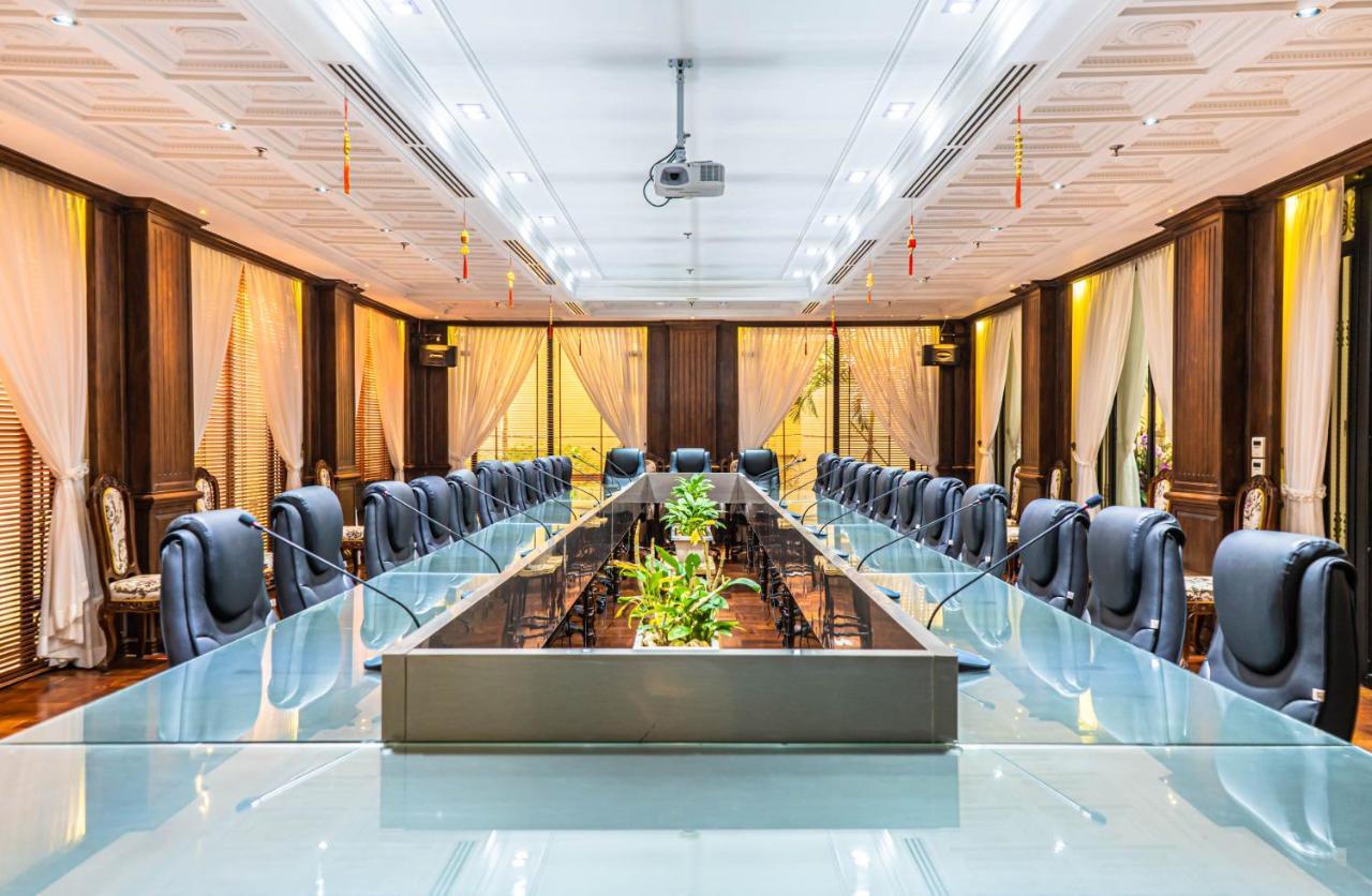 Lcs Hotel & Apartment Phnom Penh Eksteriør bilde